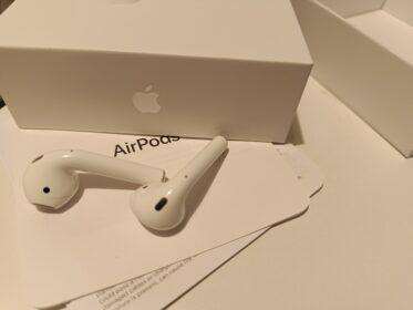 Apple AirPods