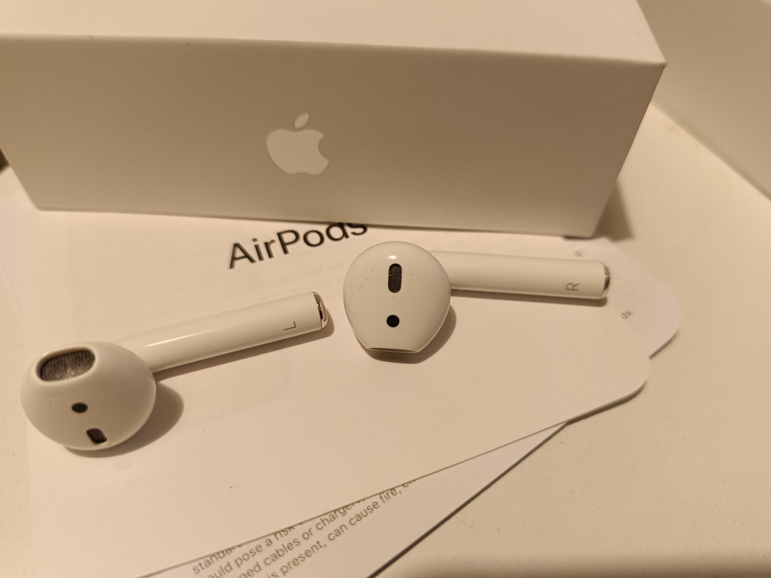 Apple AirPods